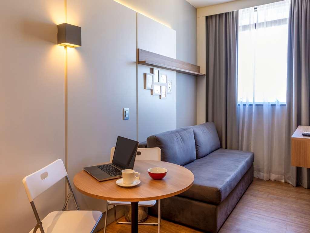 Aparthotel Adagio Curitiba Batel Oda fotoğraf